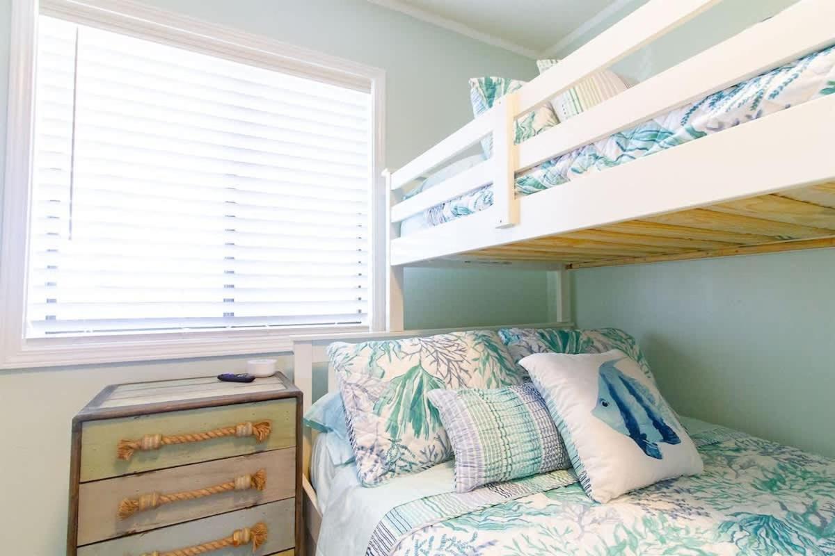 Beach Harbour 16 @ The Carolina Beach Boardwalk - Full Remodel! Εξωτερικό φωτογραφία